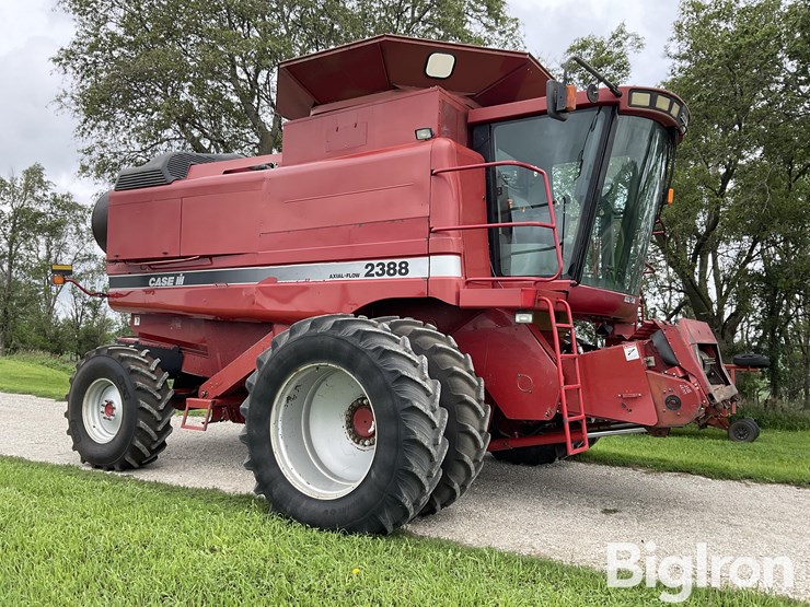 2002-case-ih-2388-image-3