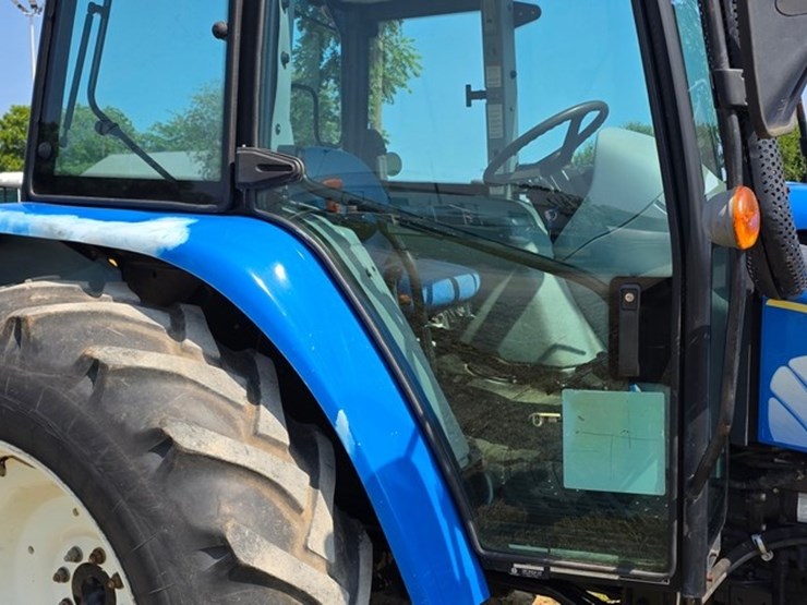 new-holland-t5060-image-12