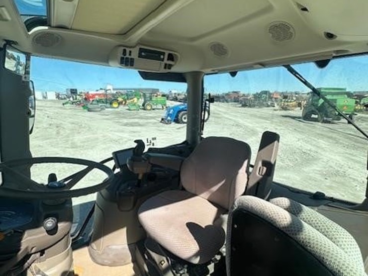 2017-john-deere-6130r-image-17