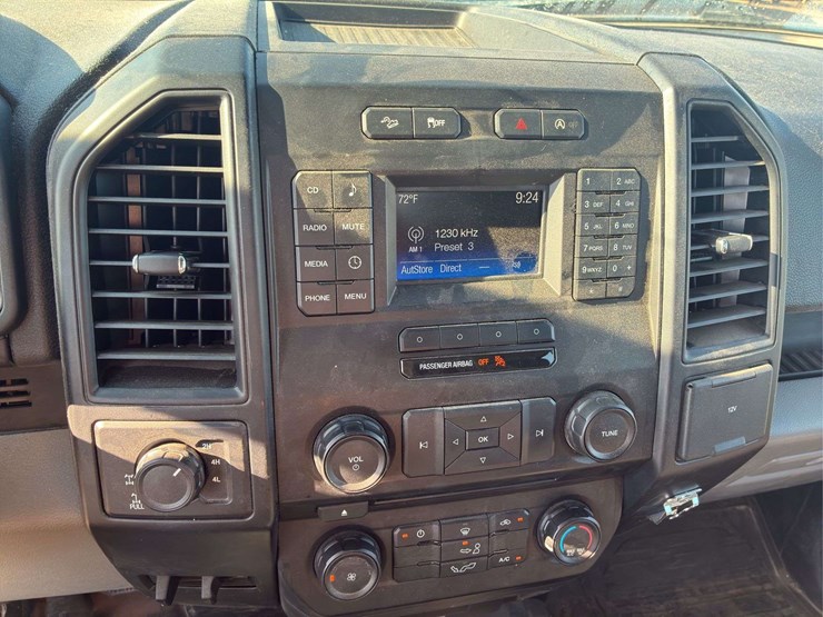 2015-ford-f150-lariat-image-10