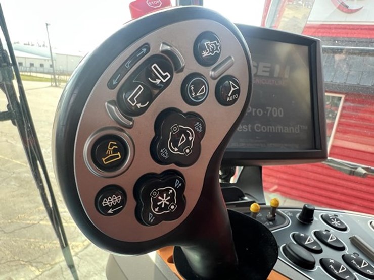 2022-case-ih-8250-image-44