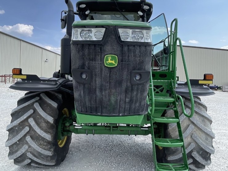 2021-john-deere-f4365-image-9