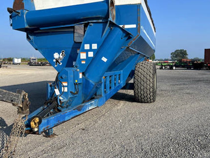 1997-kinze-840-image-2