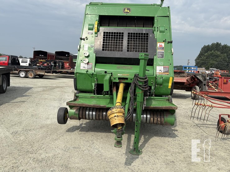 john-deere-854-image-6