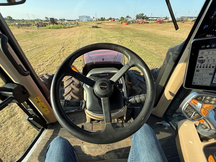 2022-case-ih-magnum-340-image-22
