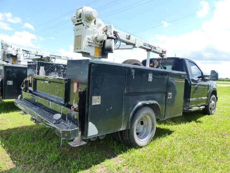 2019-ford-f350-xl-image-3