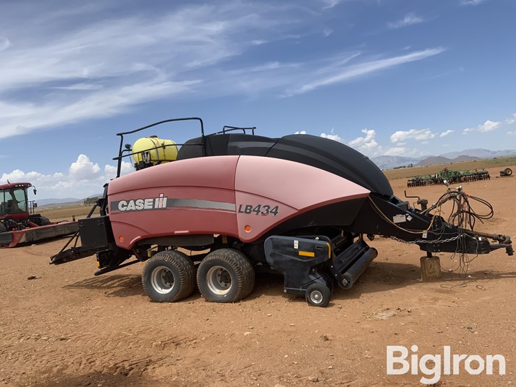 2014-case-ih-lb434-image-4