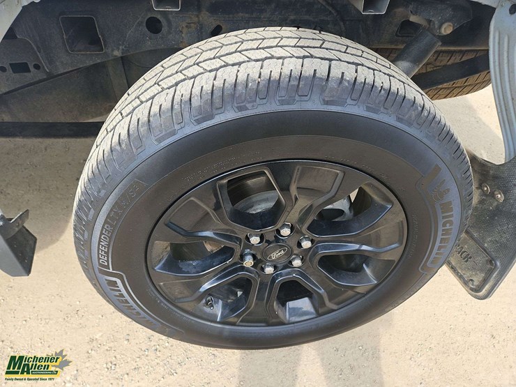 2022-ford-f150-image-23