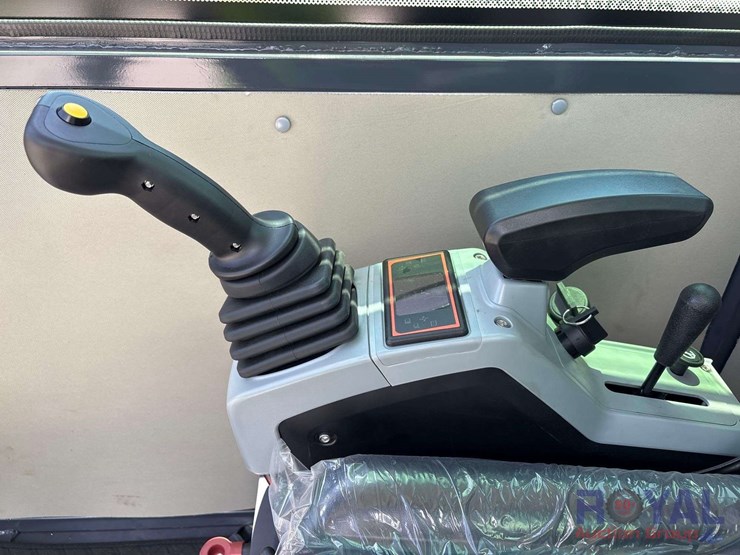 unused-2025-cfg-industrial-my50r-mini-excavator-image-9