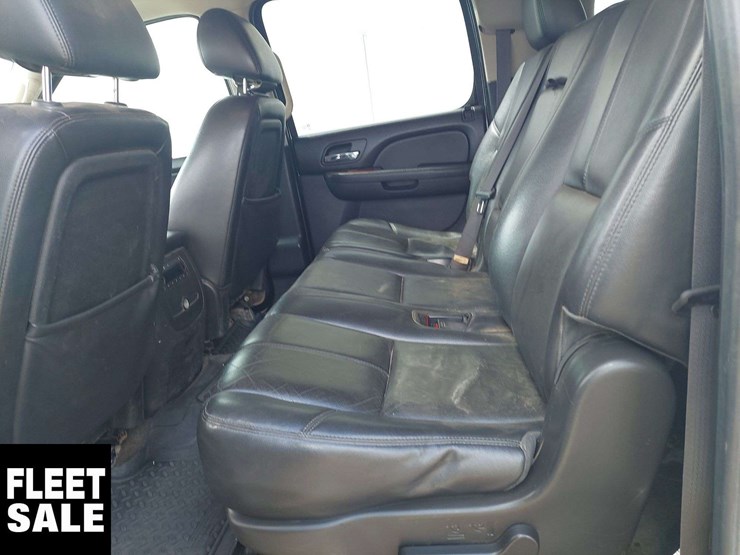 2012-gmc-yukon-xl-image-10
