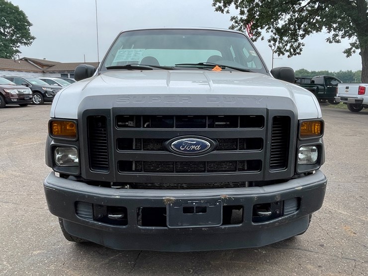 2008-ford-f350-xl-image-2