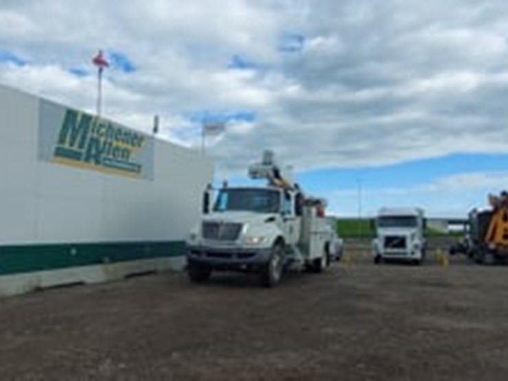 2010-international-durastar-4300-image-23