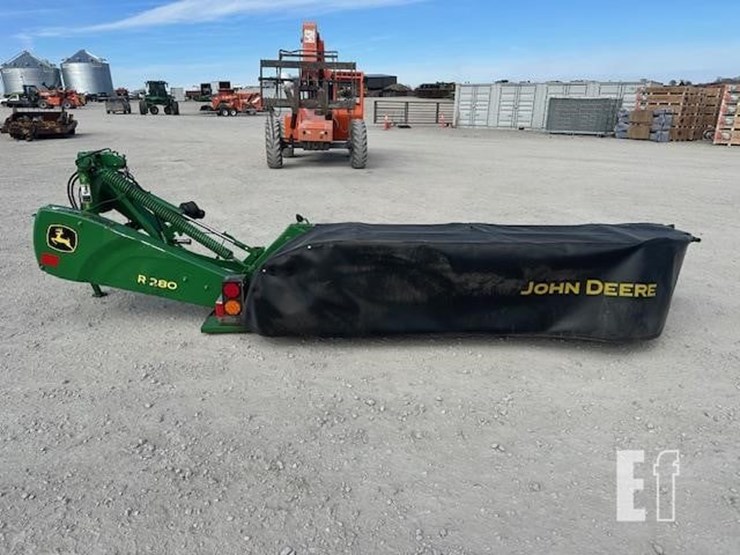 2016-john-deere-r280-image-3