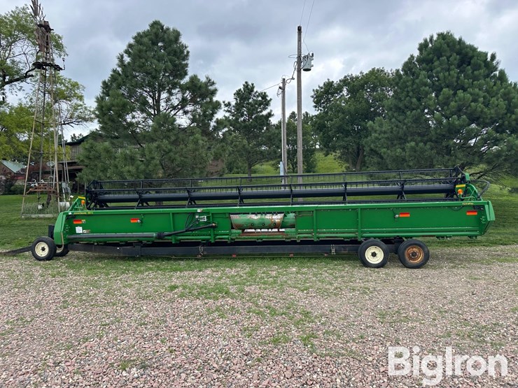 2010-john-deere-635f-image-4