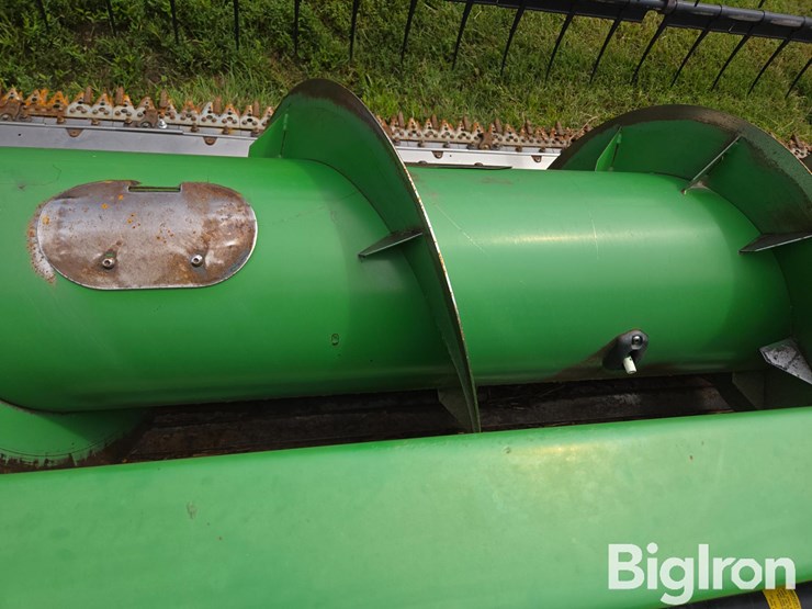 2005-john-deere-630f-image-15