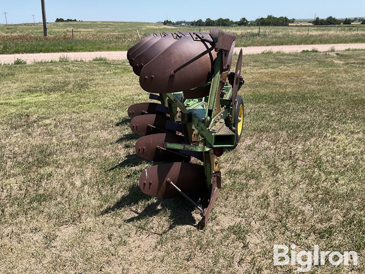 john-deere-4200-image-6