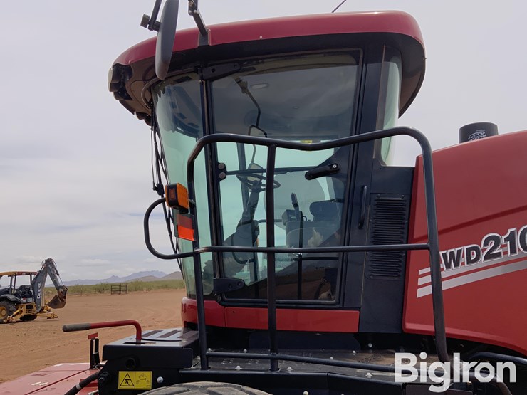 2019-case-ih-wd2104-image-10
