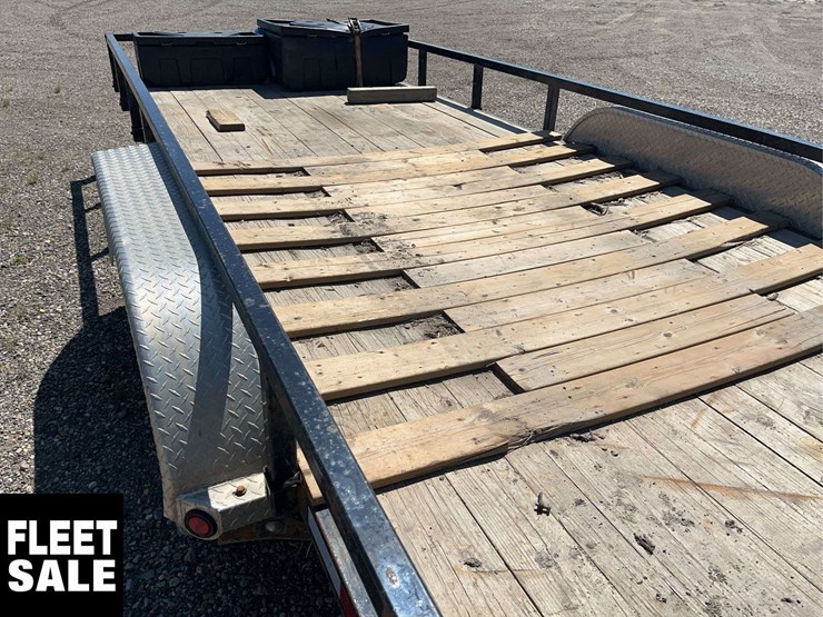 2021-load-trail-car-trailer-image-6