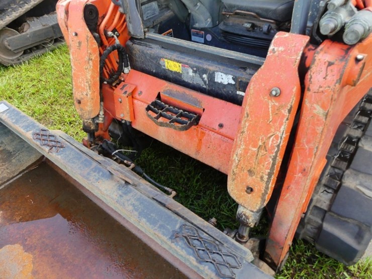 kubota-svl75-2-image-11