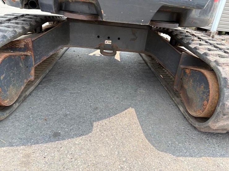 2021-bobcat-e26-image-8