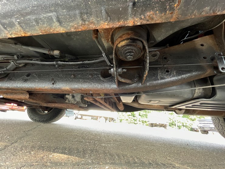 2002-chevrolet-silverado-1500-z71-image-23