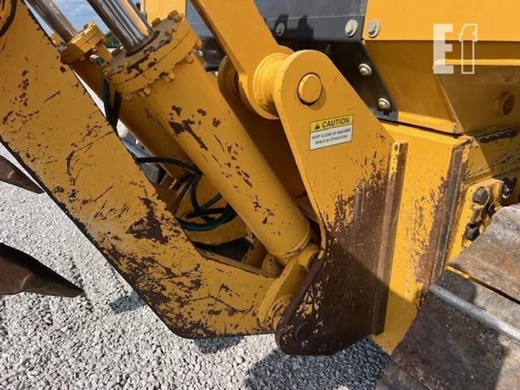 2021-deere-850l-wlt-image-25