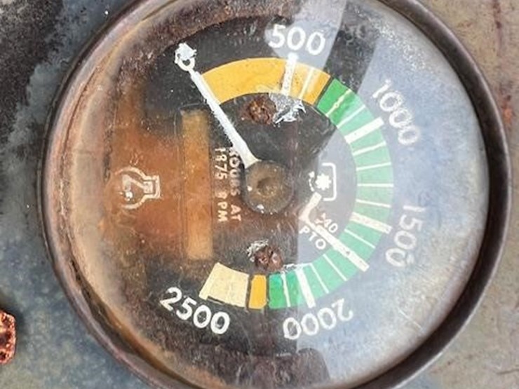 massey-ferguson-255-image-40