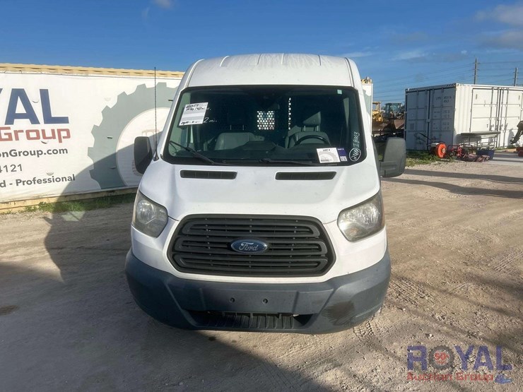 2017-ford-transit-image-22