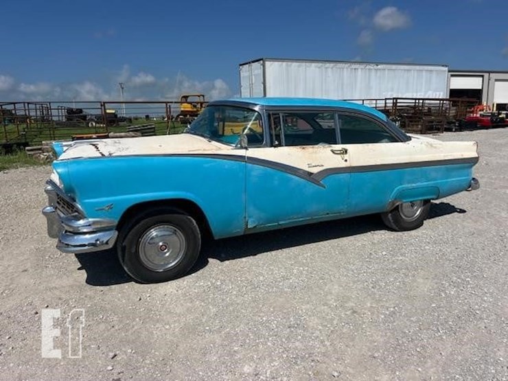 1956-ford-500-image-1
