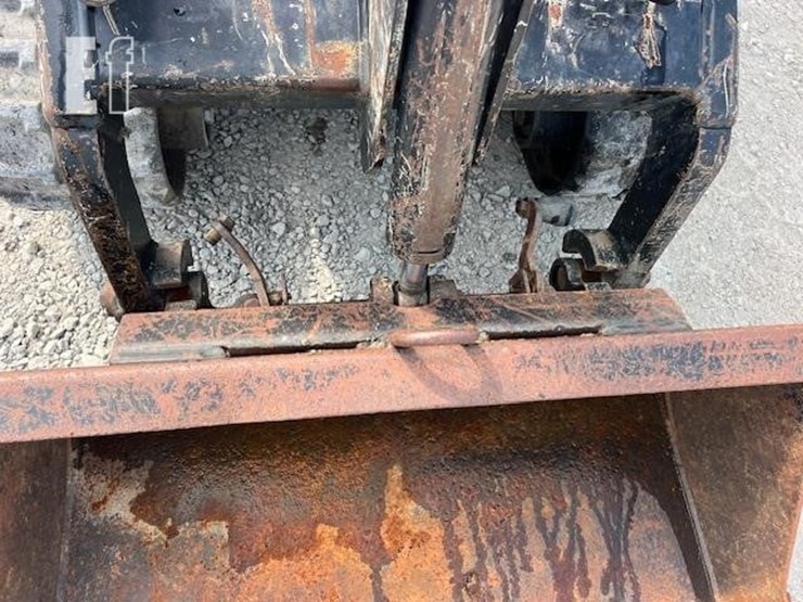 2019-ditch-witch-sk800-image-11