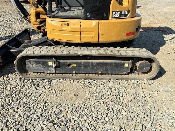 2014-caterpillar-304e2-cr-image-12