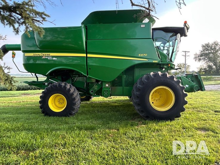 2013-john-deere-s670-image-15