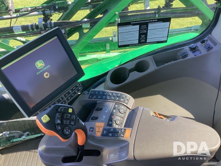 2020-john-deere-r4038-image-18