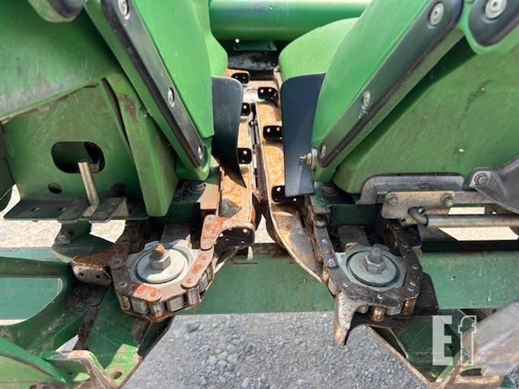 2009-john-deere-608c-image-30