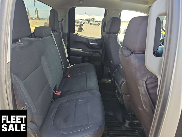 2019-chevrolet-silverado-1500-image-15