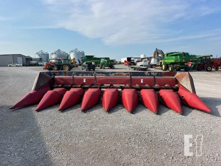 case-ih-1083-image-3