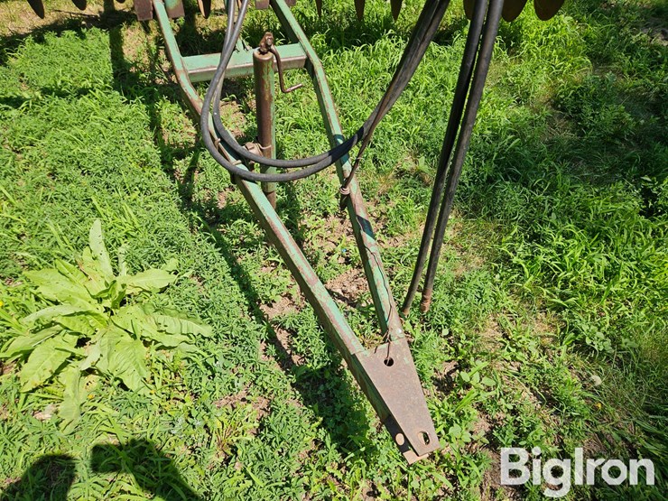 john-deere-110-image-9