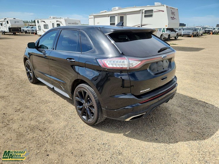 2015-ford-edge-image-3