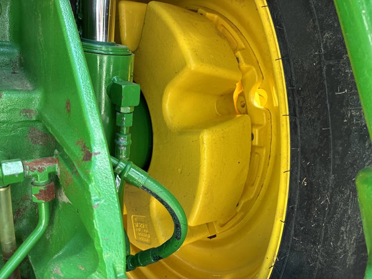 2018-john-deere-8400r-image-62