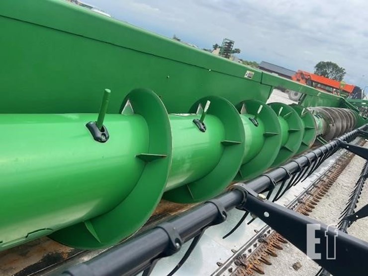 2011-john-deere-635f-image-17