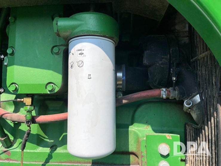 2010-john-deere-9530t-image-31