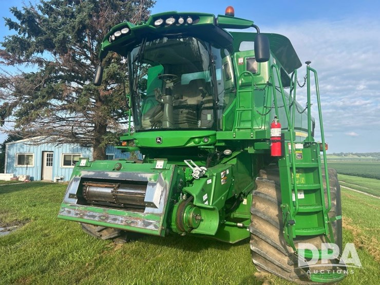 2013-john-deere-s670-image-23