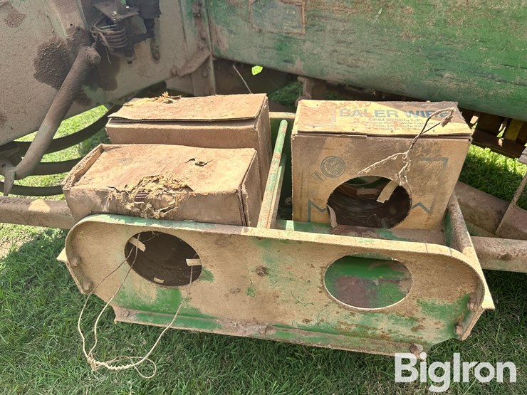 john-deere-224-image-14