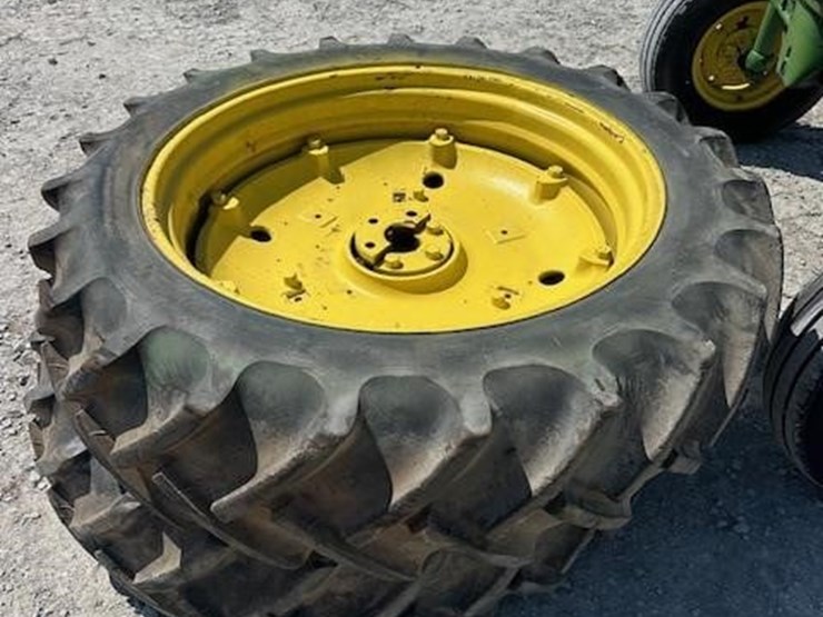 1963-john-deere-2010-image-25