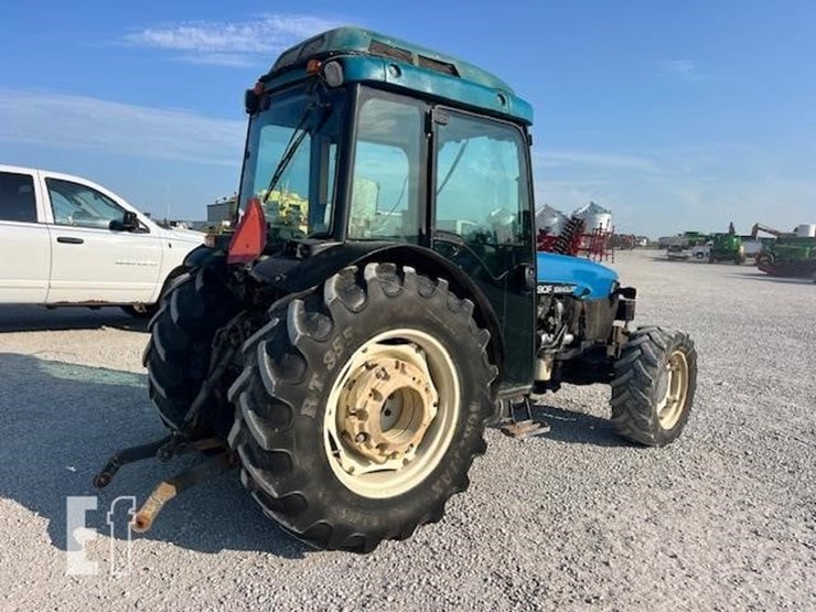 new-holland-tn90f-image-3