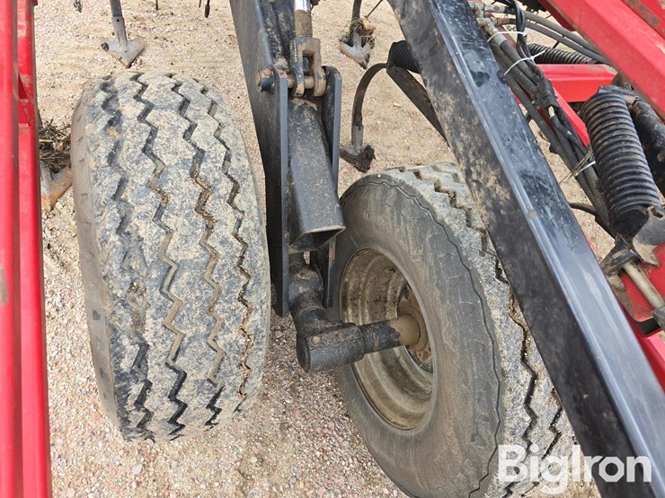 2011-case-ih-200-image-18
