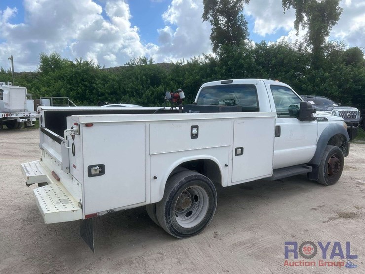 2015-ford-f550-image-3