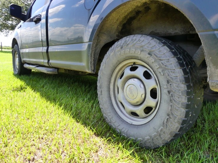 2018-ford-f150-xl-image-6