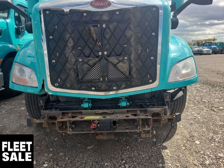 2019-peterbilt-579-image-20