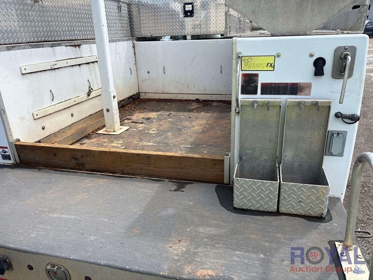 2012-altec-at200a-image-22